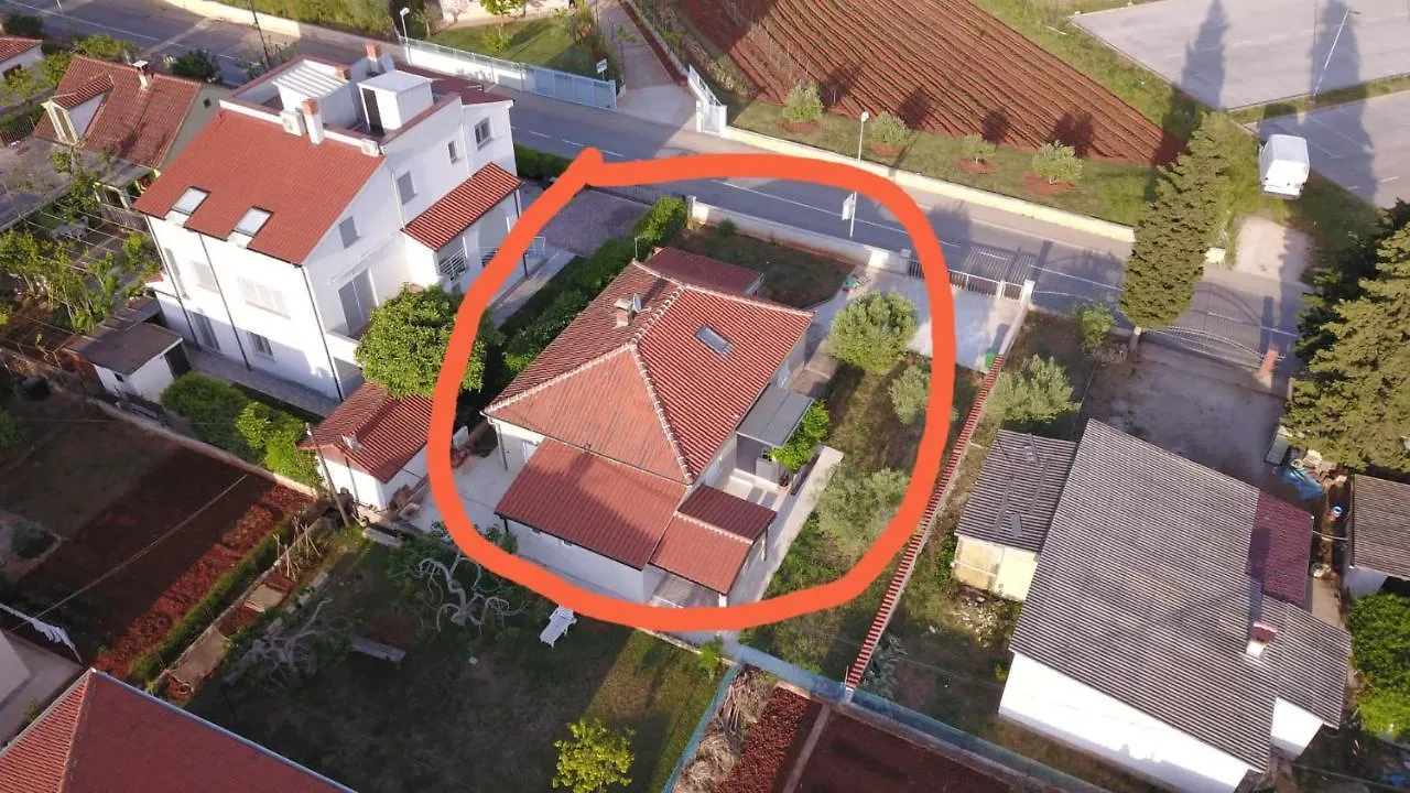 Holiday Apartment Near The Beach Fažana